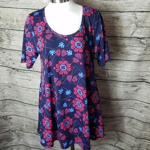 Lularoe S Small Perfect T Multicolor Geometric Aztec Print.Pit to pit approx: